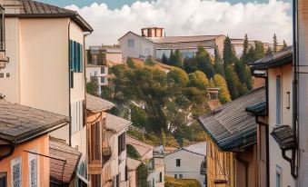 La Meridiana Bleisure Hotel