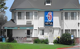 Motel 6 El Cajon, CA - San Diego
