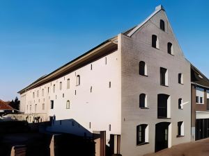 Hotel Almenum - Het Sfeervolle Stadslogement -