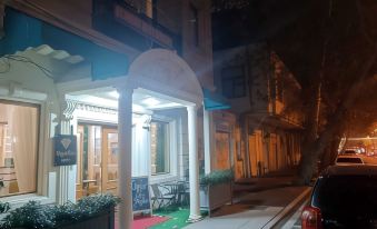 Karat Inn Boutique Hotel