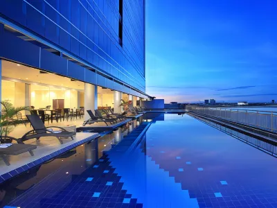 Swiss-Belhotel Makassar Hotels near Mesjid Graha Janna