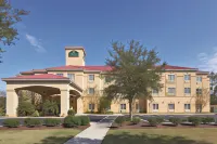 La Quinta Inn & Suites by Wyndham St. Augustine Hotels in St. Johns County