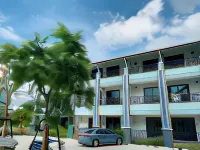 Godmhon Hotel Hotels near Sanam Chandra Palace