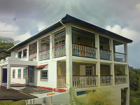 Rnm the Clubhouse, Grenada Hotel di 