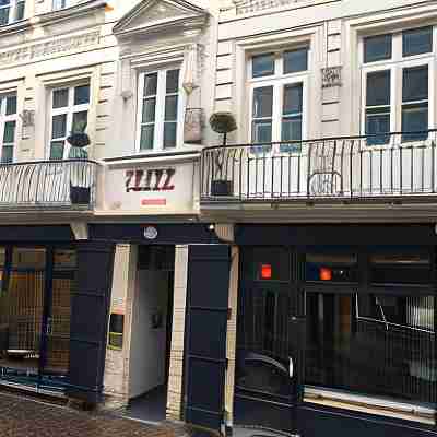 L 'ADRESSE Hotel Exterior
