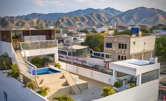 El Cactus Luxury Apartments in Historic Center