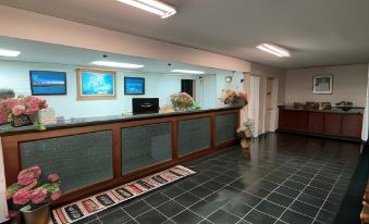 Garden Inn & Suites