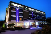 Holiday Inn Express Detroit-Birmingham Hotels in Birmingham