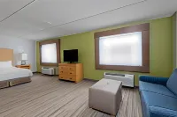 Holiday Inn Express & Suites Wheat Ridge-Denver West Hotels in Arvada