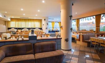 Hotel Diana