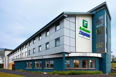 Holiday Inn Express Dunfermline Hotels near Shed 47 Railway Restoration Group