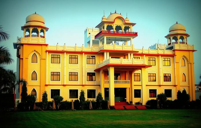 Ranbanka Heritage Resort 1 km from Bhilwara Railway Station