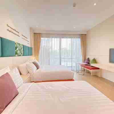โรงแรมเดอะ โพเอม Rooms