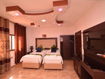 Petra Guests Hotel