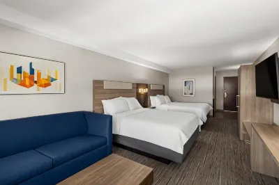 Holiday Inn Express Grove City - Premium Outlet Mall Hotels in Springfield Township