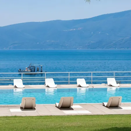 Kalamaki Beach Resort