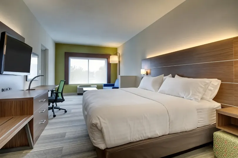 ホリデイ イン エクスプレス & スイーツ オーロラ - ネーパービル バイ IHG