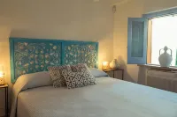 TD Casa Reina in the Historic Center with Terrace