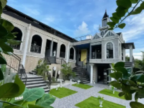 Cours d'eau Villa Hotels in Lan Saka