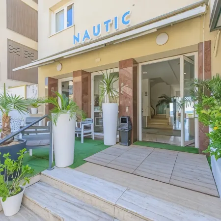 Nautic Beach Hotel Отели рядом с достопримечательностью «Визербелла»