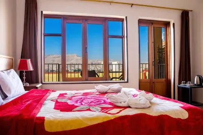 Thebes Hotel Các khách sạn ở Al Bairat