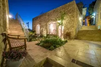 The Way Inn - Boutique Suites Hotels in Hazon