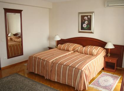 阿里斯頓別墅飯店