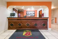 Super 8 by Wyndham San Antonio/I-35 North Hotels in Windcrest