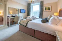 Wolfscastle Country Hotel Hotels in Броди