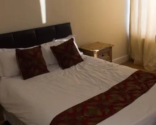 Ruxley Rooms Hotels in Bromley