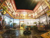 Jardín by Bernalo Hotels Hotels near Basilica de la Inmaculada Concepcion