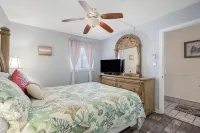 Beautiful oceanfront Condo with direct access to the beach, steps from the sand