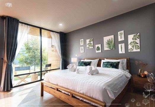 더 트리 리버사이드 리조트 캉크라찬