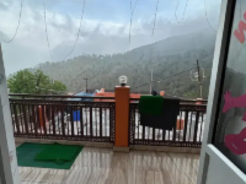 Goroomgo Maheshwari & Banquet Hall Tehri Hotels near Khait Parvat Temple