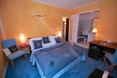 Cit'Hotel le Mirage فنادق في Fos-sur-Mer