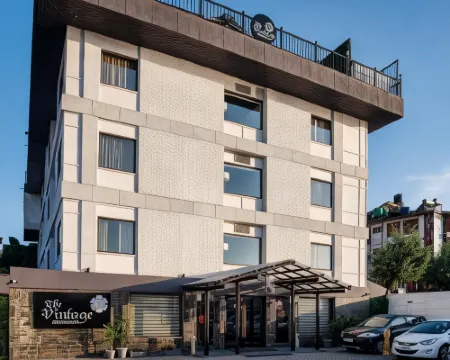 เดอะ วินเทจ ศรีนกา ที่ ดาล เลค โรงแรมในศรีนาการ์