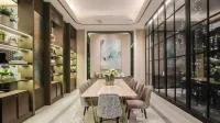 Le Tresor Benson Apartment at Supermal Pakuwon فنادق في Wiyung