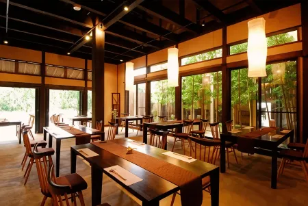 Mori No Nanakusa Отели рядом с достопримечательностью «Natsuigahama Hamayû Park»