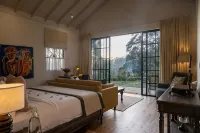 Stafford Bungalow Hotels in Ragala