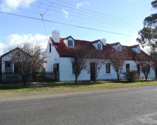 Sorell Barracks Hotels in Sorell