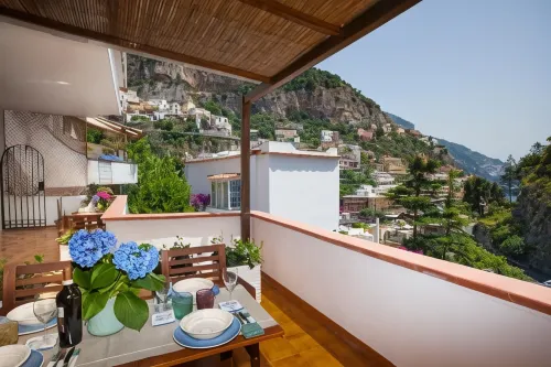 Estate4Home - Niko's Apt