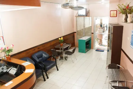 GV Hotel - Naval Отели в г. Билиран