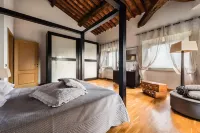 Tenuta Guinigi Antico Borgo di Matraia - Exclusive Holidays Apartments & Pool Hotels in Bagni di Lucca