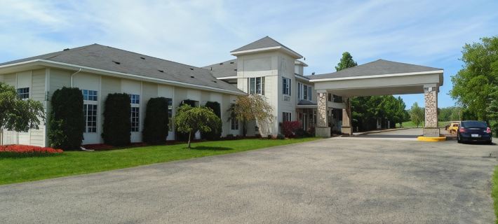 American Inn and Suites Houghton Lake Hotels in Roscommon County