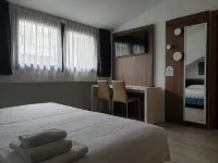 Albergo Delle Alpi Hotels near Rifugio Col Visentin