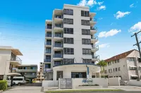 Aqualine Apartments on the Broadwater