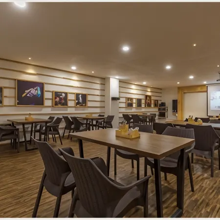 Hotel Green Field