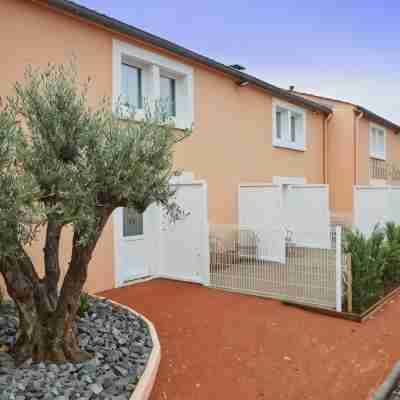 Kyriad Direct Lyon - Bron Eurexpo Hotel Exterior