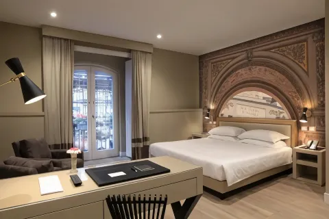 Caruso Place Boutique & Wellness Suites