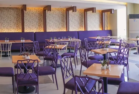 Mansion Garden Hotel Отели рядом с достопримечательностью «Университет Филиппины Экстеншен Програм ин Олонгапо»